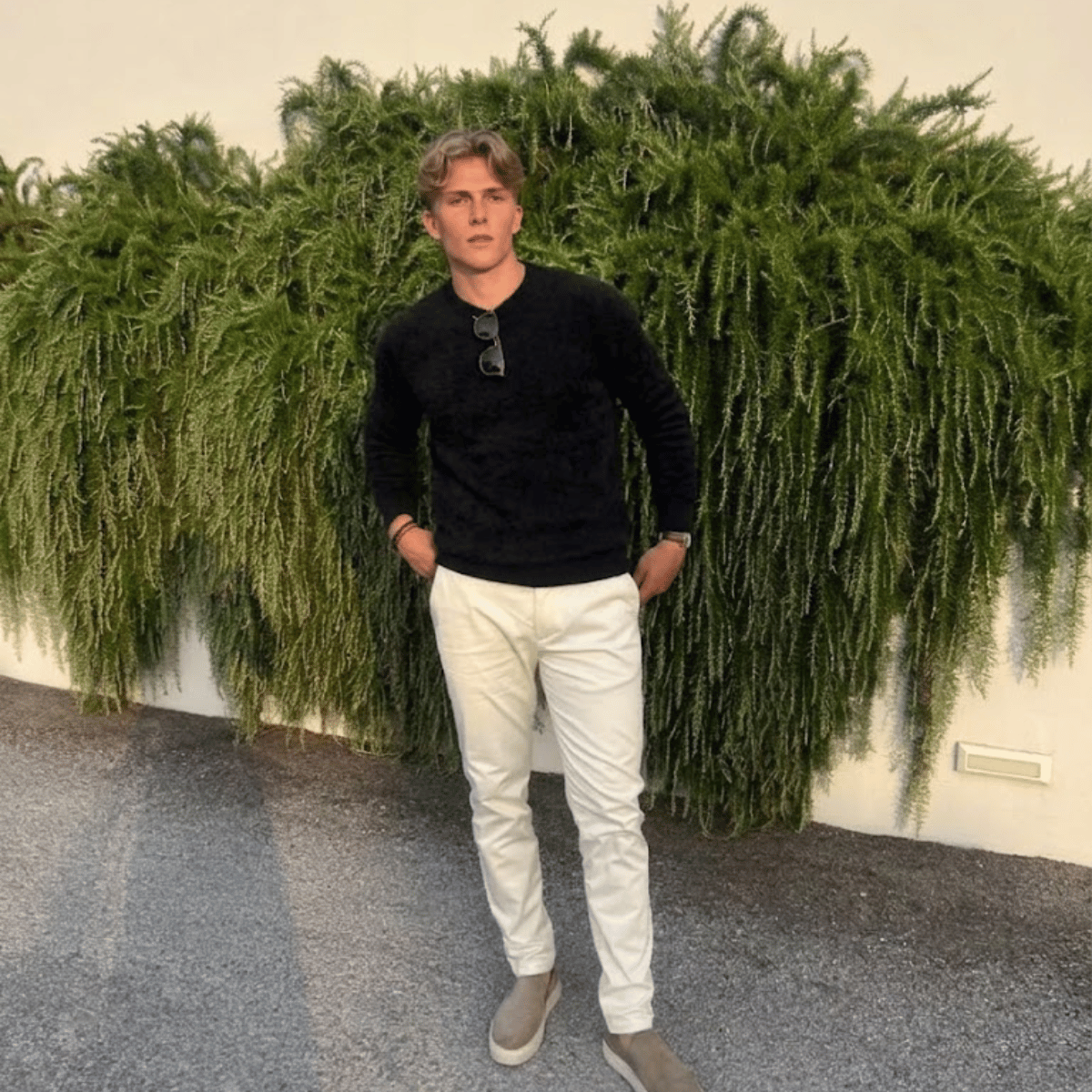 Men's Cashmere Crew-Neck Jumper | The Kensington