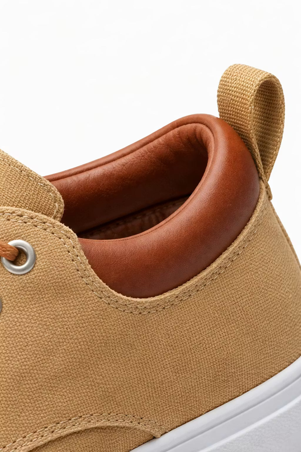 mens-canvas-trainers-fanshawe