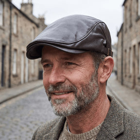 mens-leather-flat-cap-the-garrick