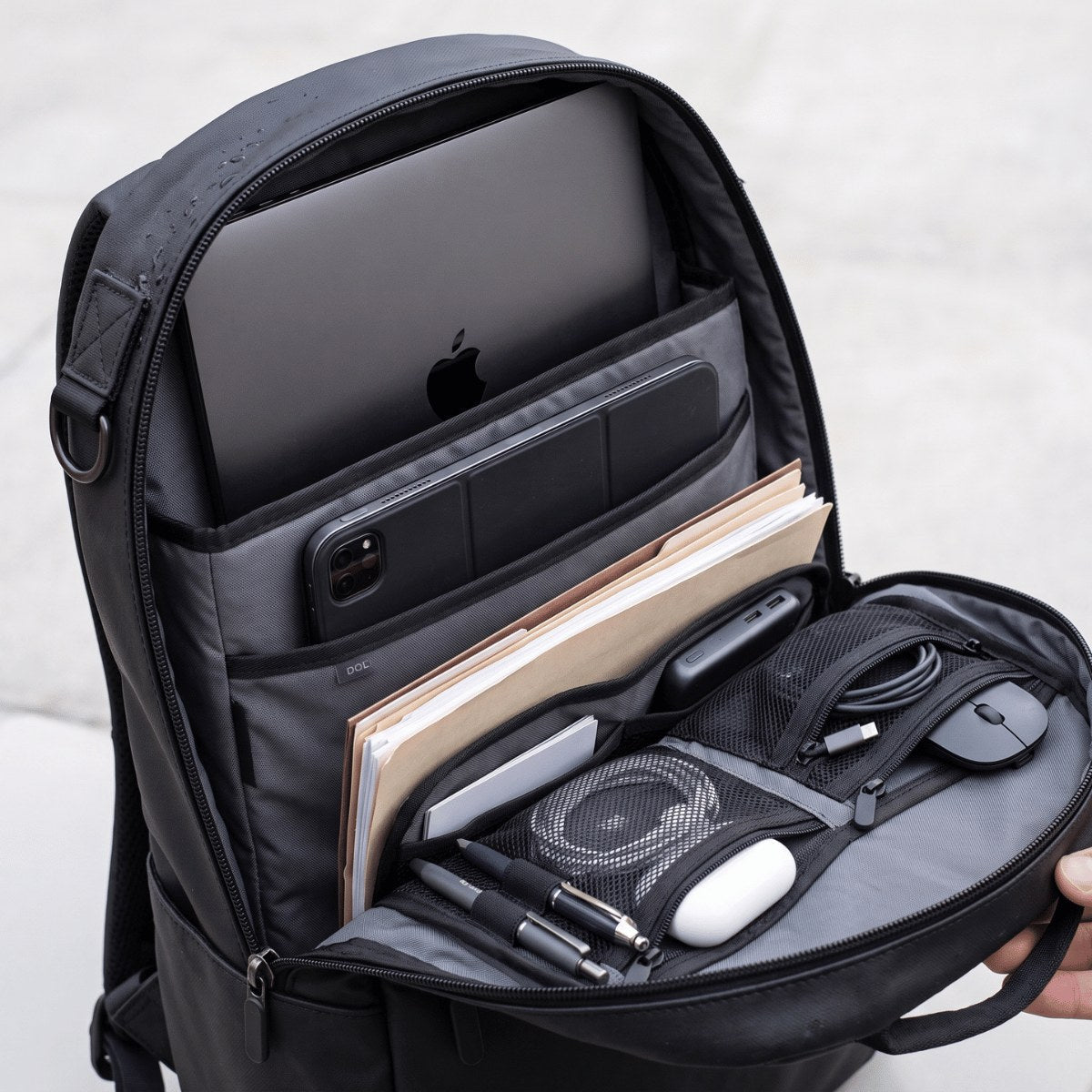 mens-water-resistant-backpack-the-envoy